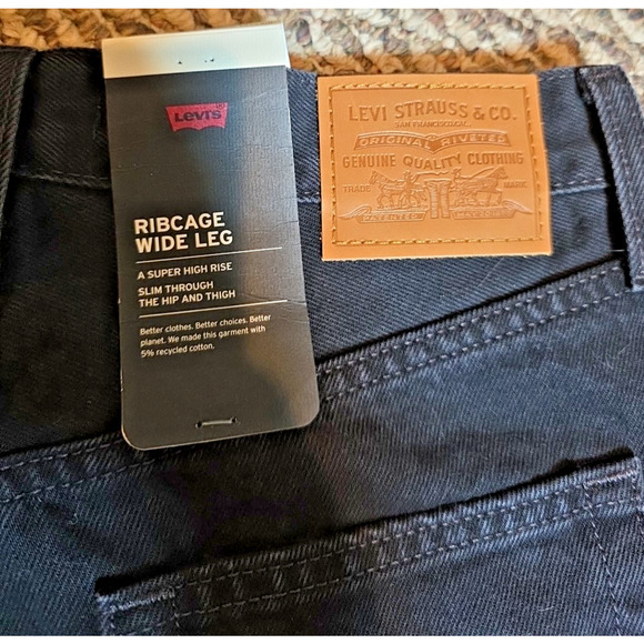 Levi’s Ribcage Wide Leg Jeans Women’s 28 Black Super High Rise Premium Denim NWT - Picture 9 of 13